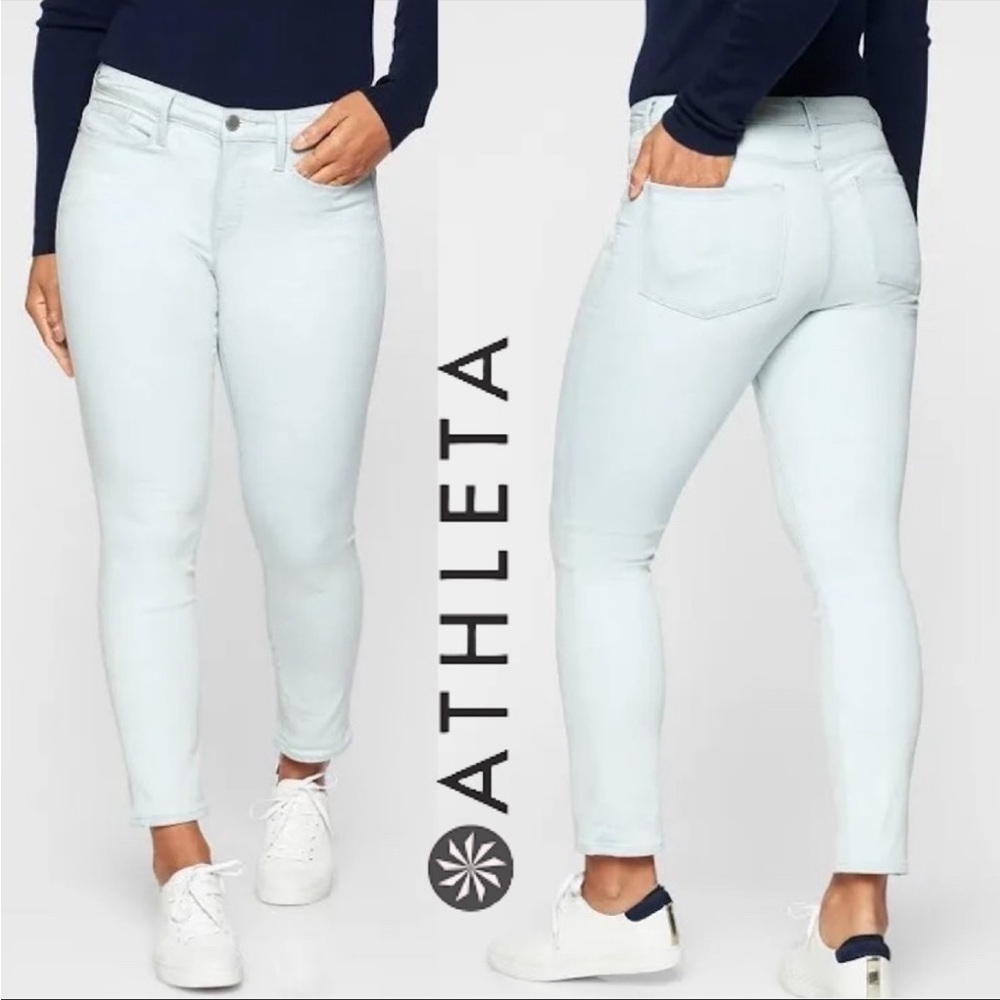 Athleta Sculptek ultra skinny white jeans in Biscayne white Sz 4. E12